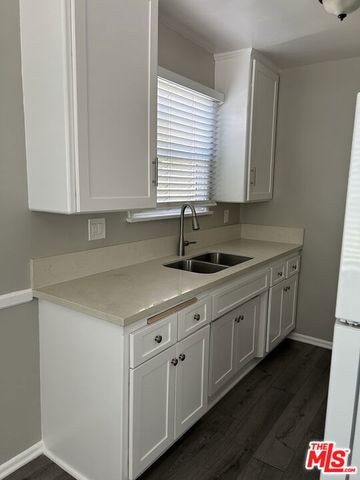 4300 S Centinela Avenue 00, Los Angeles, CA 90066
