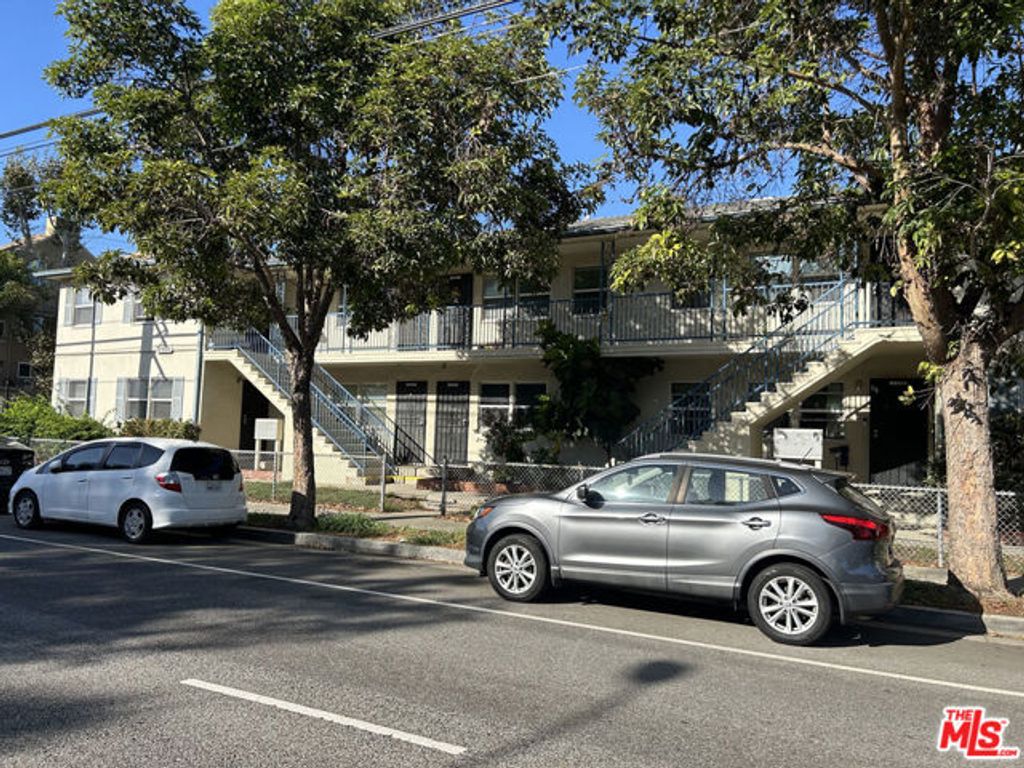 4300 S Centinela Avenue 00, Los Angeles, CA 90066