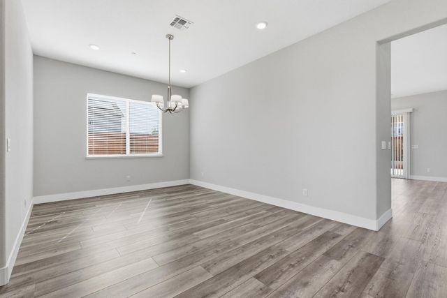 1224 Wadsworth Cir, Roseville, CA 95747