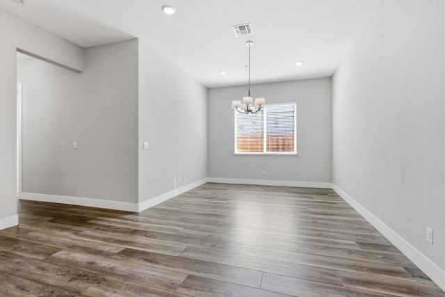 1224 Wadsworth Cir, Roseville, CA 95747