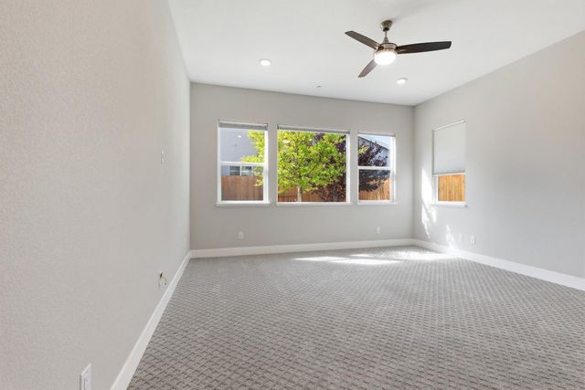 1224 Wadsworth Cir, Roseville, CA 95747
