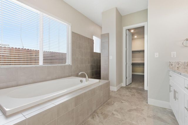 1224 Wadsworth Cir, Roseville, CA 95747