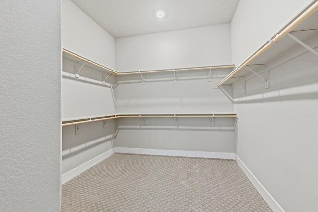 1224 Wadsworth Cir, Roseville, CA 95747