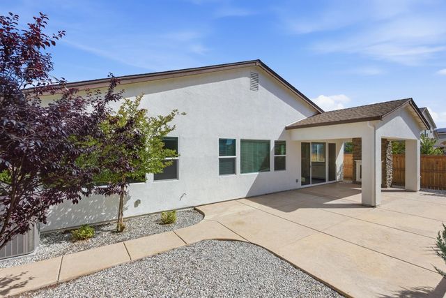 1224 Wadsworth Cir, Roseville, CA 95747