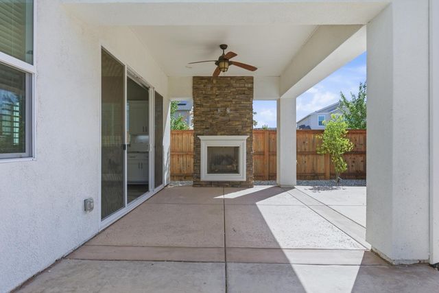 1224 Wadsworth Cir, Roseville, CA 95747