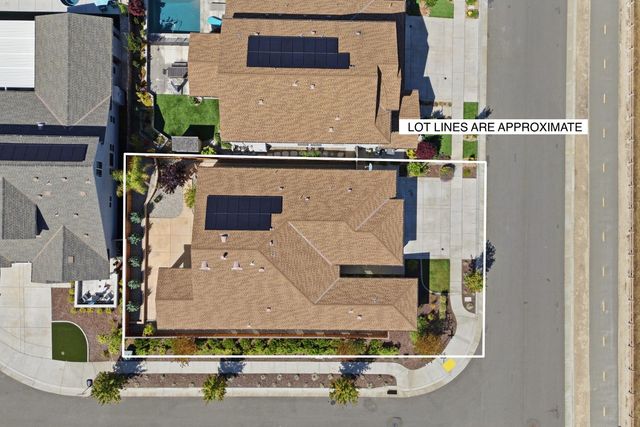 1224 Wadsworth Cir, Roseville, CA 95747