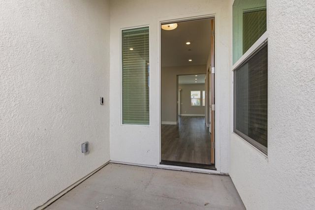 1224 Wadsworth Cir, Roseville, CA 95747