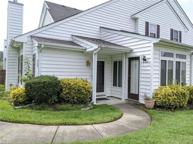 205 Hamlet CT, Yorktown, VA 23693
