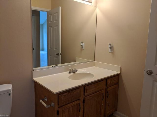 205 Hamlet CT, Yorktown, VA 23693
