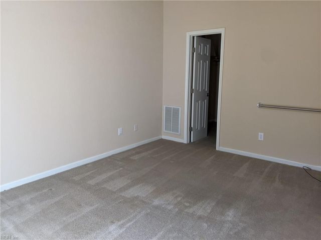 205 Hamlet CT, Yorktown, VA 23693