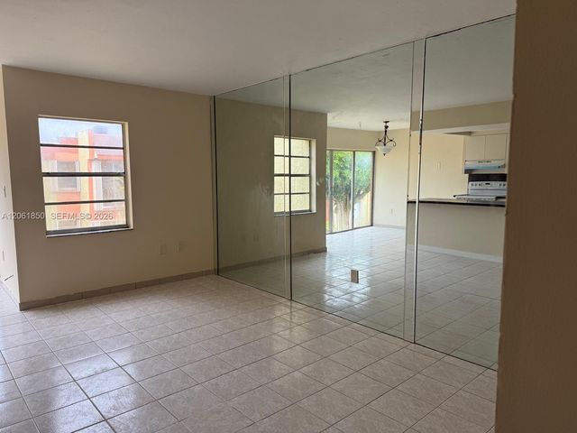 9380 W Flagler St 217B, Miami, FL 33174