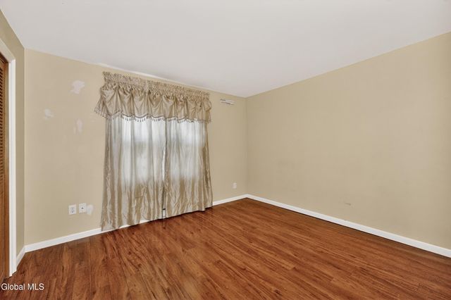 245 County Route 7, Schodack, NY 12123