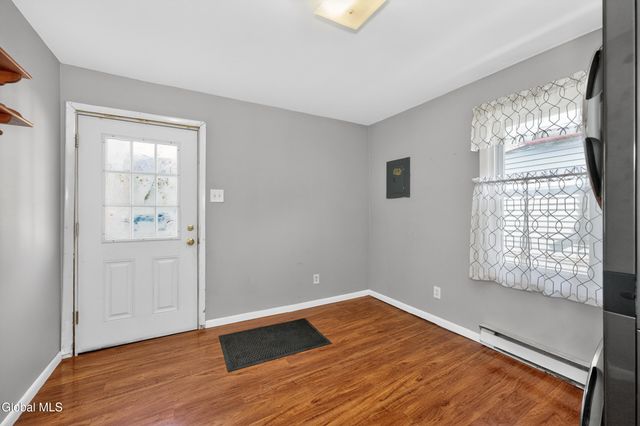 245 County Route 7, Schodack, NY 12123