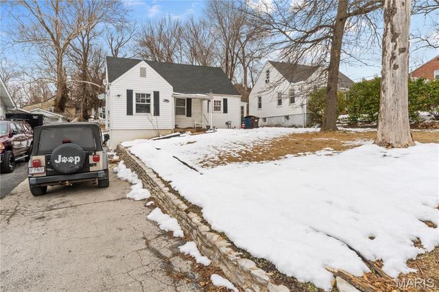 715 Forest Avenue, Ferguson, MO 63135