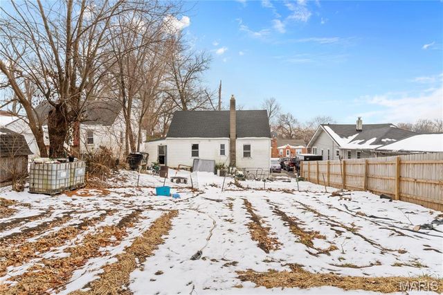 715 Forest Avenue, Ferguson, MO 63135