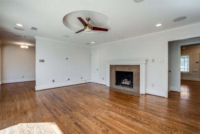 6930 Kenwood Avenue, Dallas, TX 75214