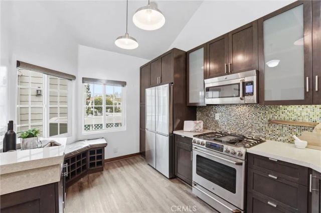 19401 Sunray Lane 204, Huntington Beach, CA 92648