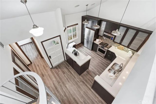 19401 Sunray Lane 204, Huntington Beach, CA 92648