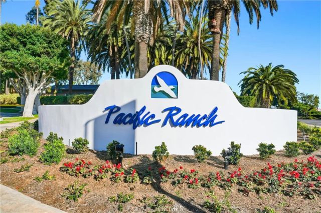 19401 Sunray Lane 204, Huntington Beach, CA 92648