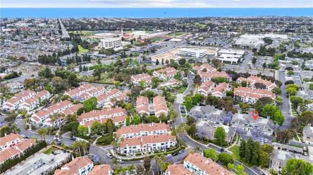19401 Sunray Lane 204, Huntington Beach, CA 92648