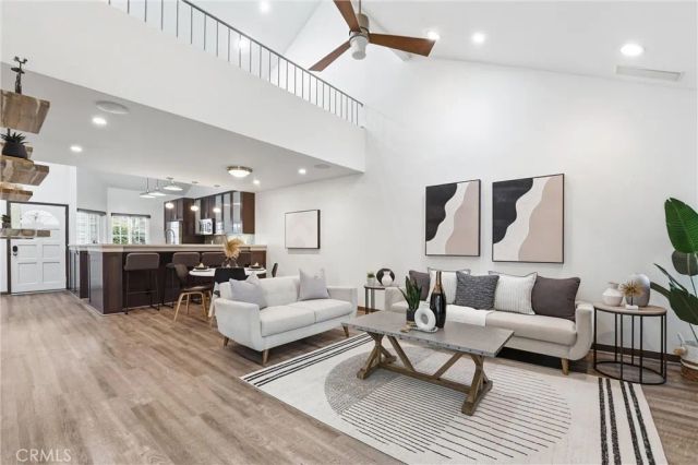 19401 Sunray Lane 204, Huntington Beach, CA 92648