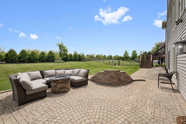 5815 Rosinweed Lane, Naperville, IL 60564
