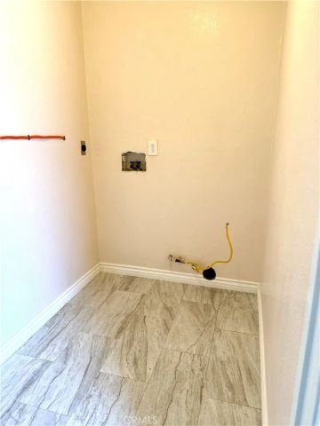 16936 Baseline, Fontana, CA 92336