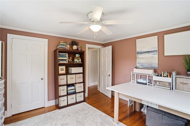 19 Salisbury Road, Barrington, RI 02806