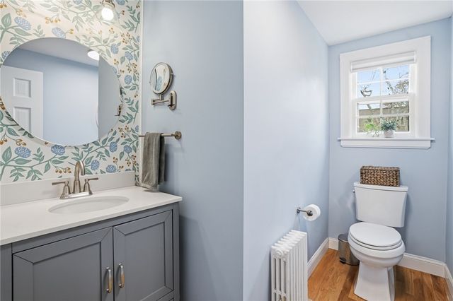 19 Salisbury Road, Barrington, RI 02806