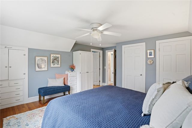 19 Salisbury Road, Barrington, RI 02806