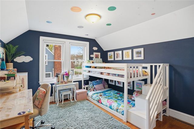 19 Salisbury Road, Barrington, RI 02806