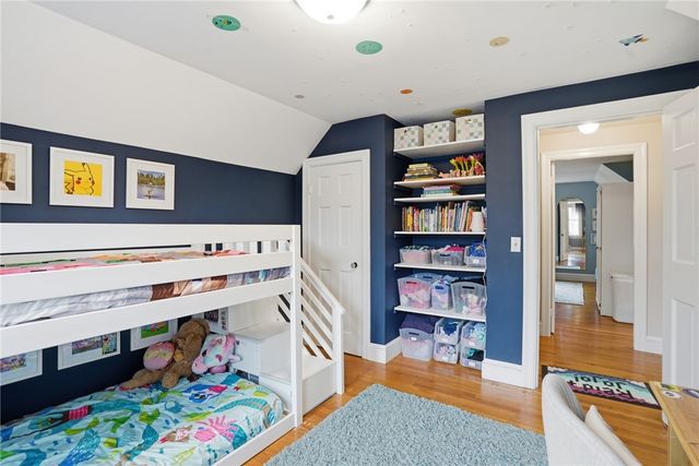 19 Salisbury Road, Barrington, RI 02806