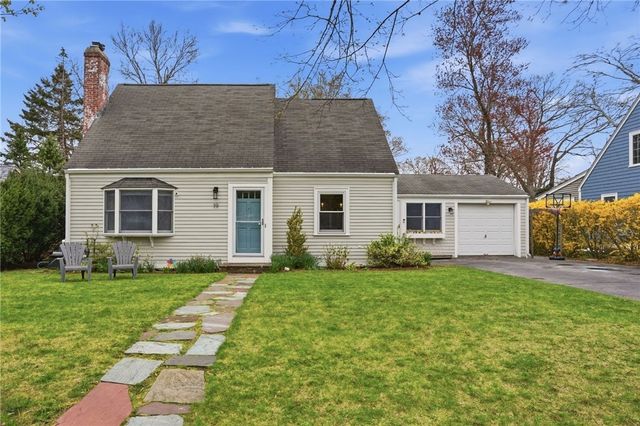 19 Salisbury Road, Barrington, RI 02806