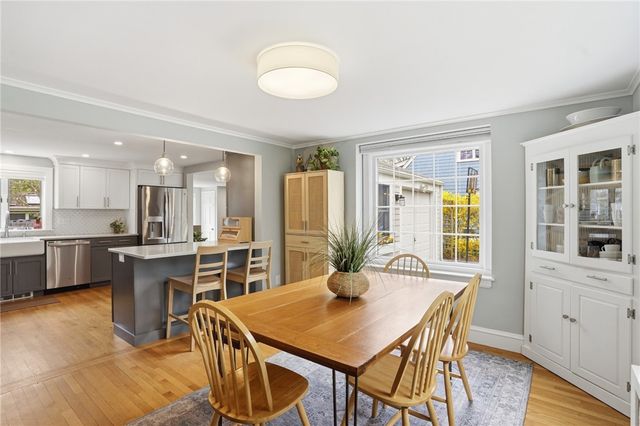 19 Salisbury Road, Barrington, RI 02806