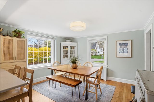 19 Salisbury Road, Barrington, RI 02806