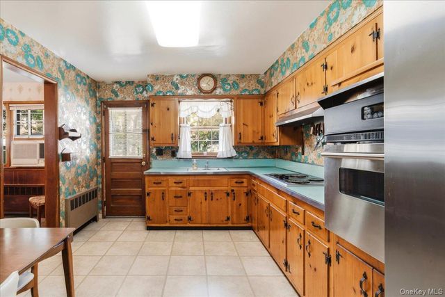 68 Roy Avenue, Massapequa, NY 11758