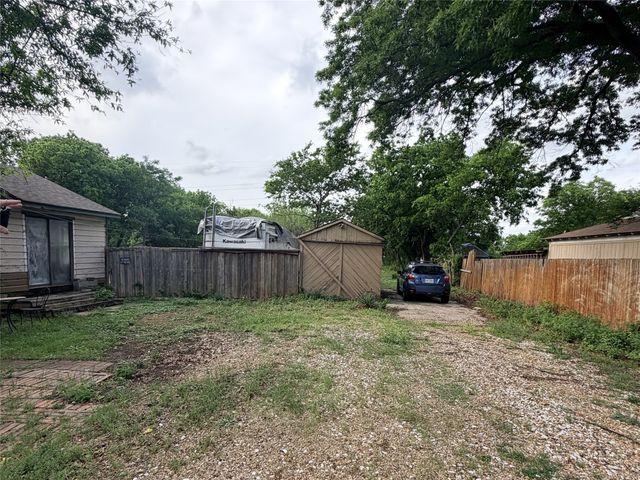 3039 Gibbs Williams Road, Dallas, TX 75233