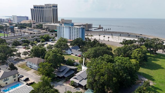 963 Schwan Court, Biloxi, MS 39530