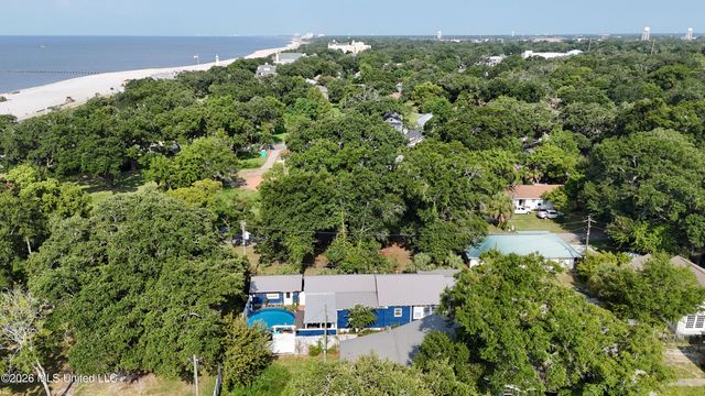 963 Schwan Court, Biloxi, MS 39530