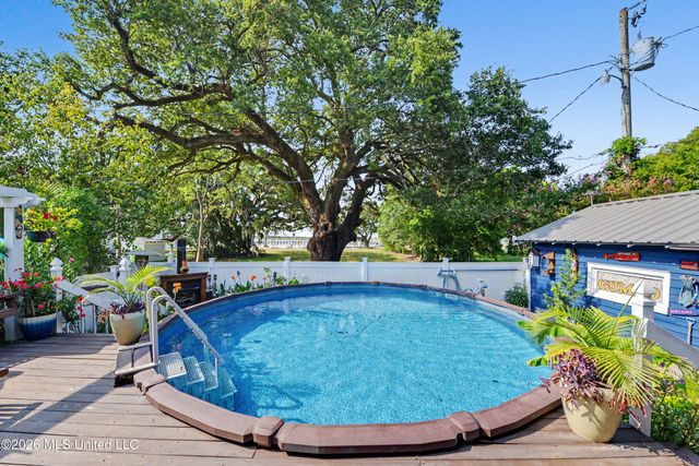 963 Schwan Court, Biloxi, MS 39530