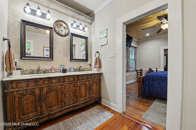 963 Schwan Court, Biloxi, MS 39530