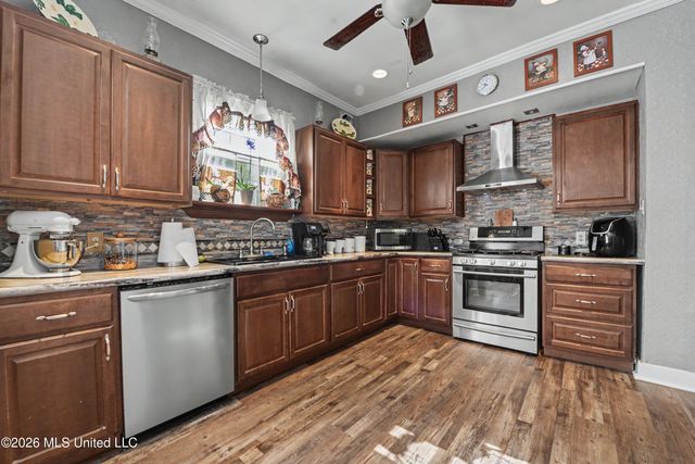 963 Schwan Court, Biloxi, MS 39530