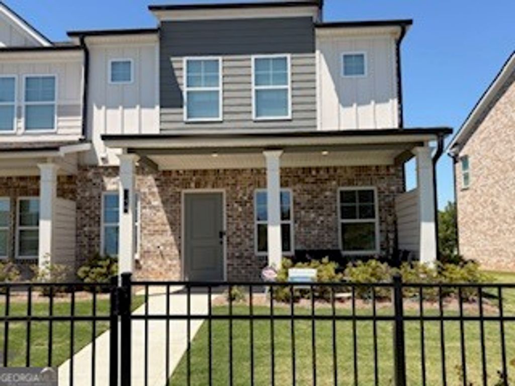 369 South Point Boulevard 15, Mcdonough, GA 30253