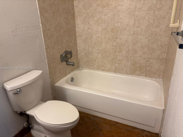 2319 N Congress Ave 14, Boynton Beach, FL 33426