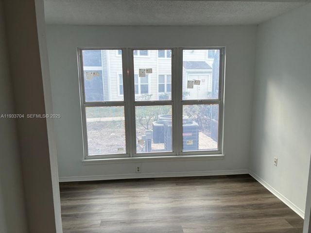 2319 N Congress Ave 14, Boynton Beach, FL 33426