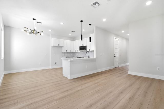 1236 VIRGINIA DRIVE, Orlando, FL 32803