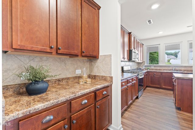 816 Atlantis Street, Fuquay Varina, NC 27526