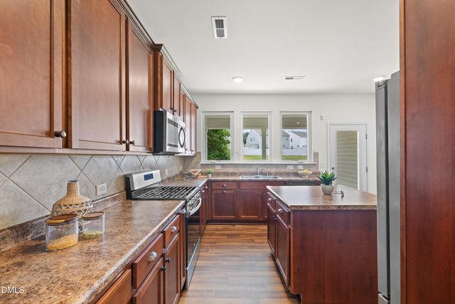 816 Atlantis Street, Fuquay Varina, NC 27526
