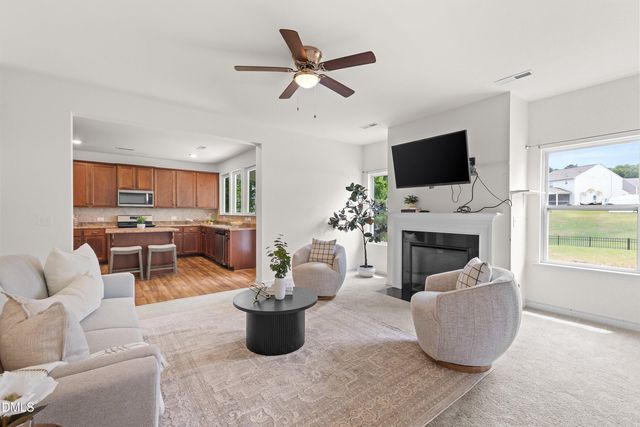 816 Atlantis Street, Fuquay Varina, NC 27526