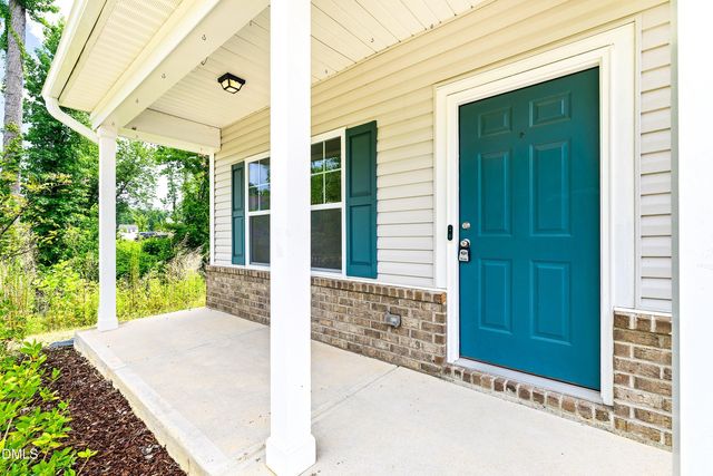 816 Atlantis Street, Fuquay Varina, NC 27526
